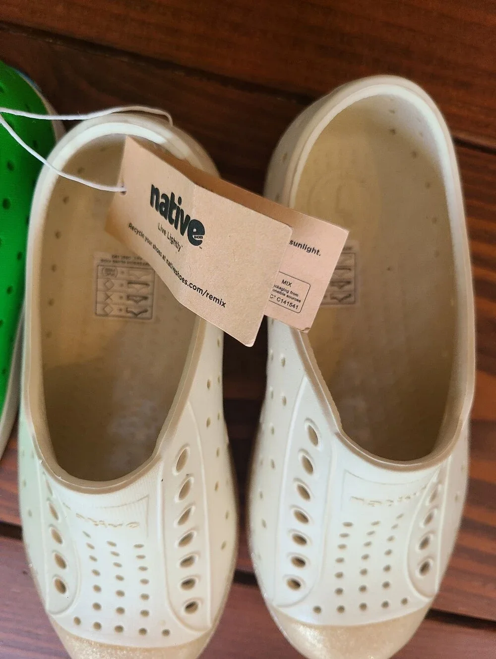 Native Kids' Jefferson Slip-On Shoes - Green/White and Cream/Gold - C12